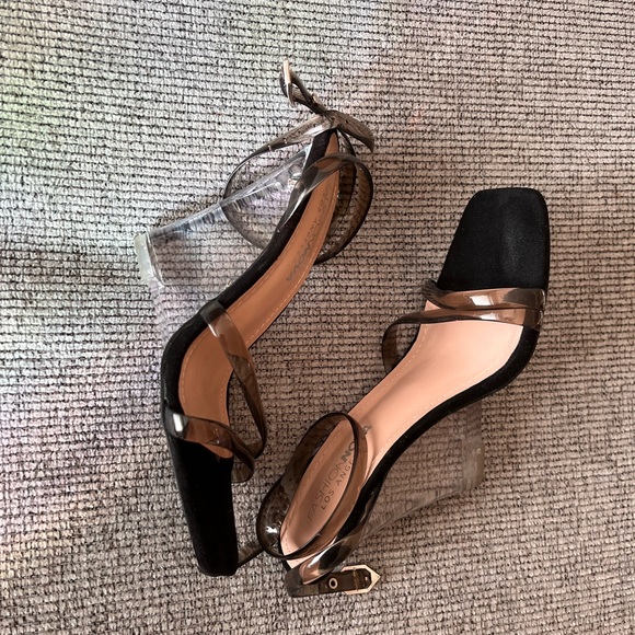 Fashion Nova Black Wedge Heels Size 6 - Picture 2 of 5